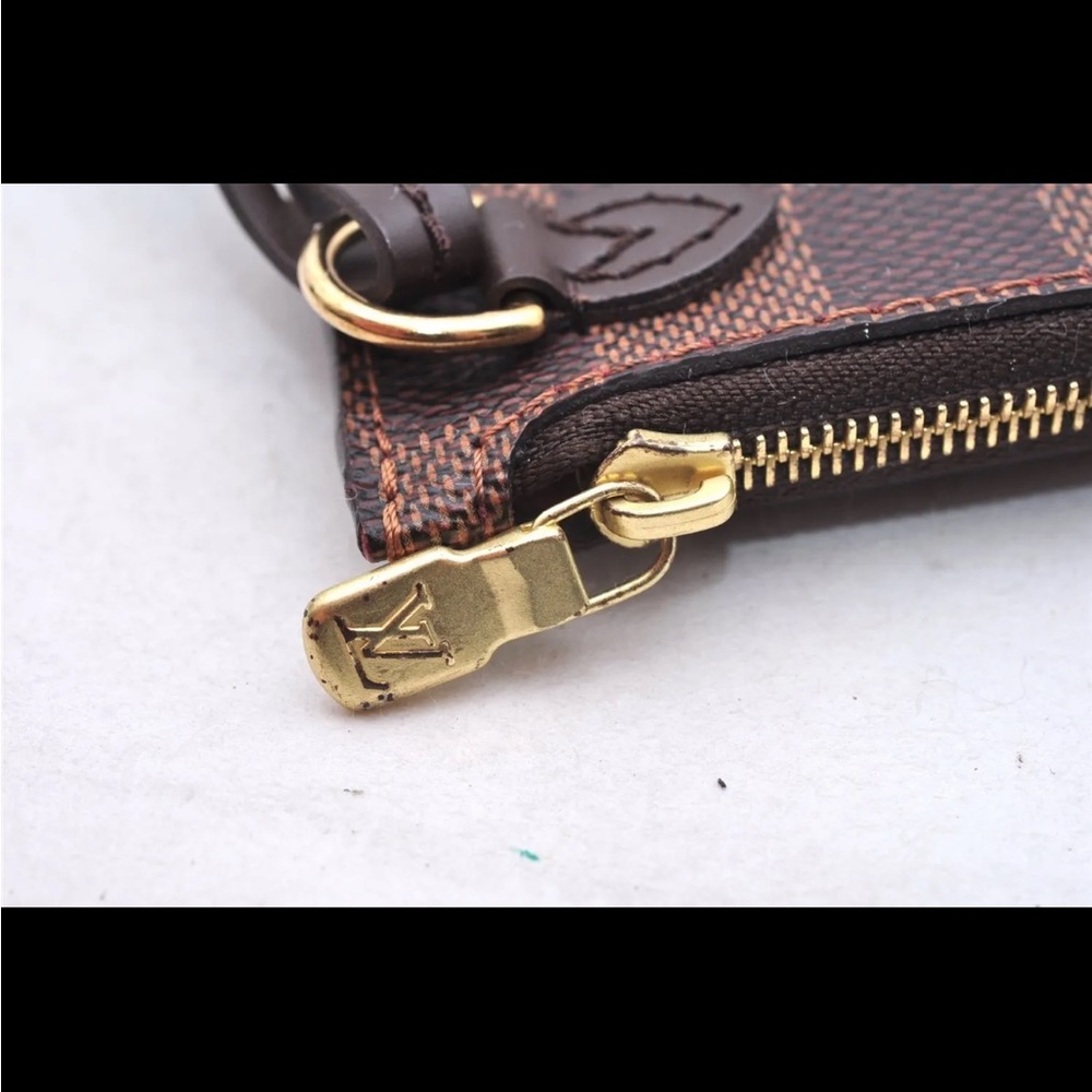 🌸🌸LV Never Full🌸🌸 Tote AND Pouch - Picture 14 of 16